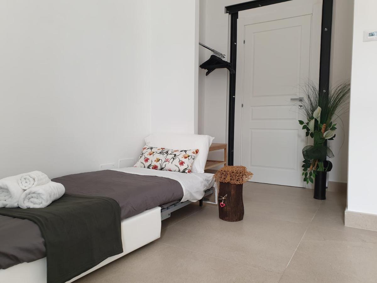 "Infrascata" Cento Metri Dal Mann Apartment Naples Exterior photo